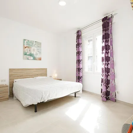 Apartment 4 Bedroom Cozy In Roses